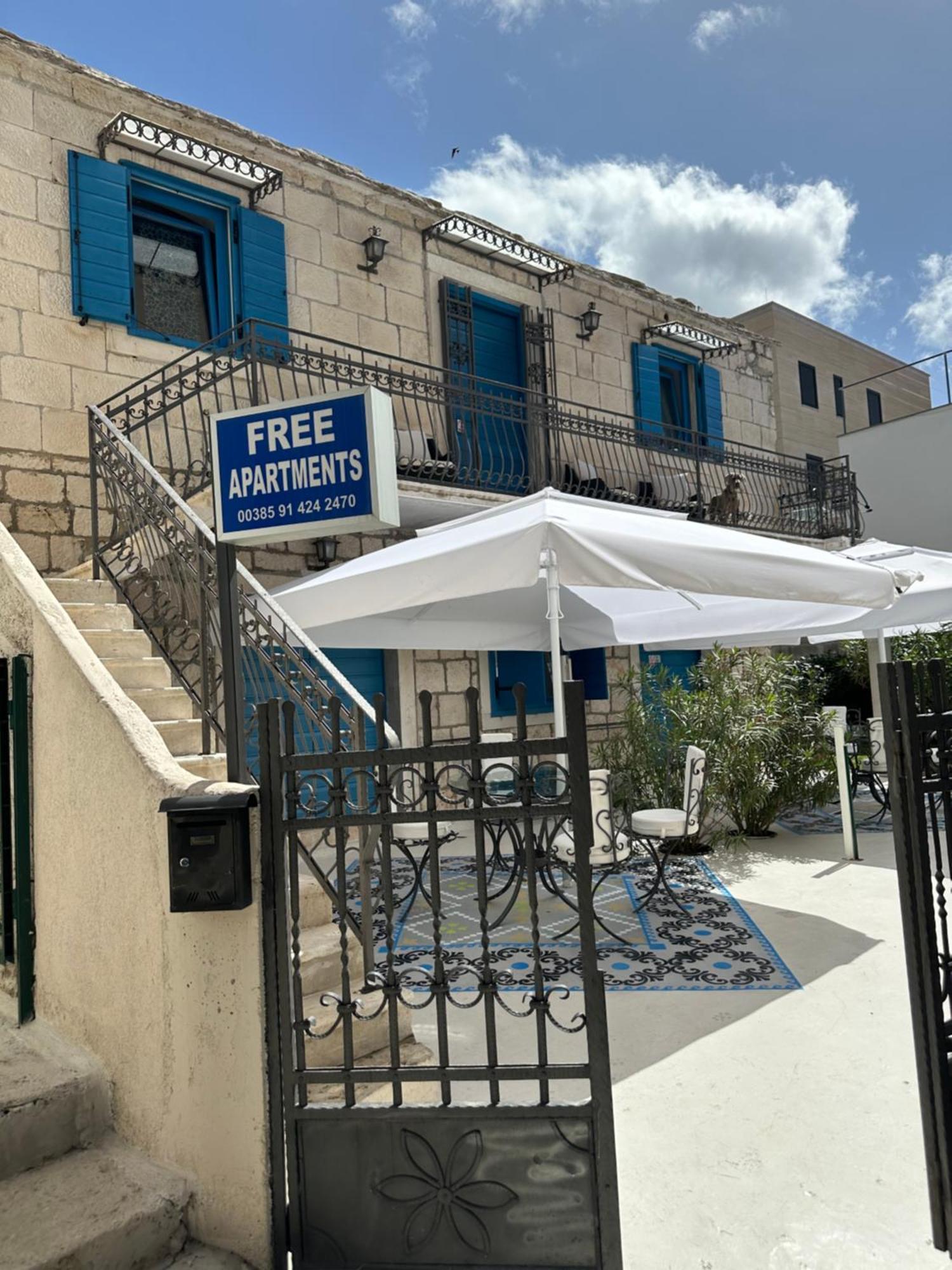 Pkm Apartments Baška Voda Extérieur photo