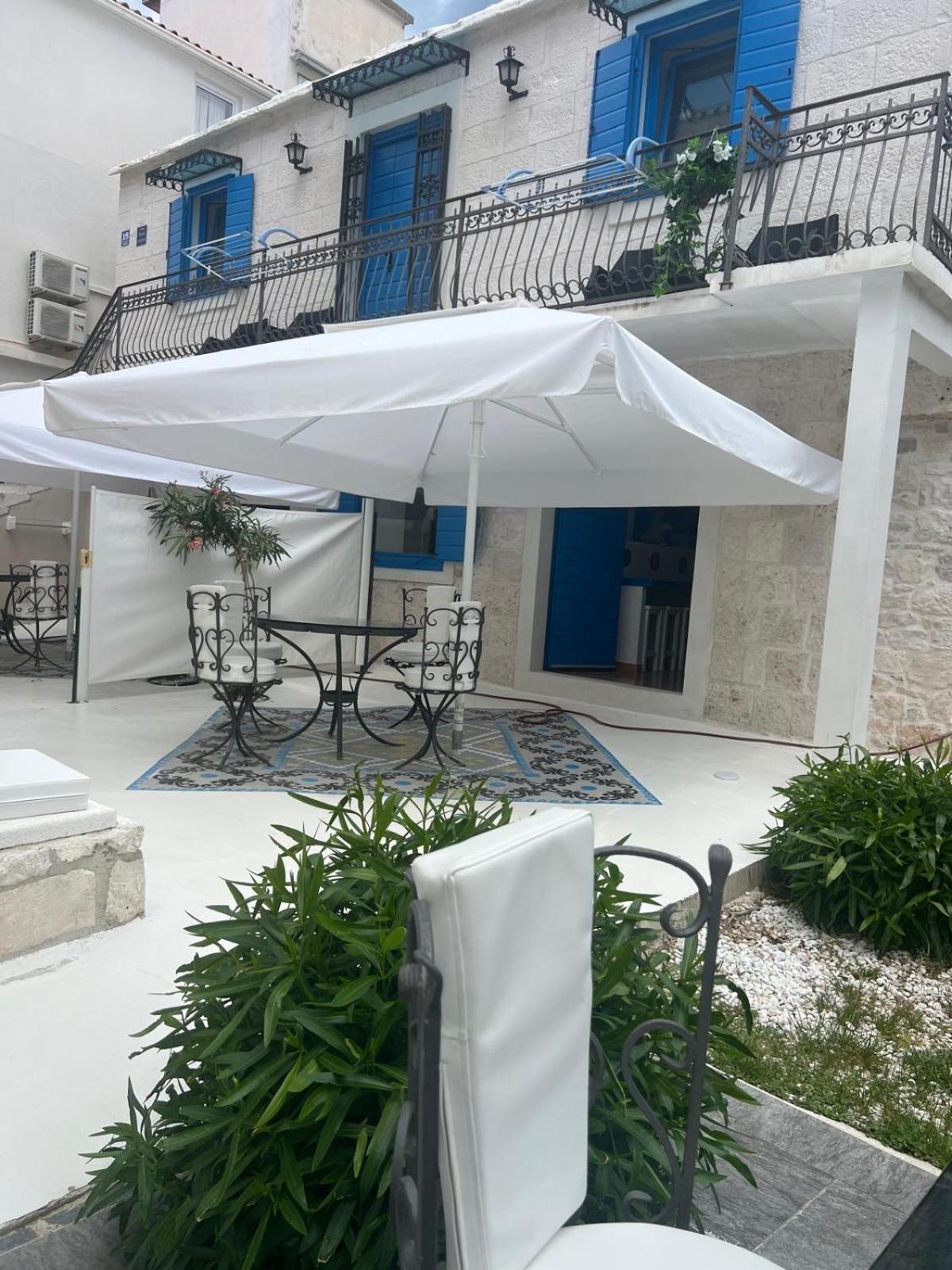 Pkm Apartments Baška Voda Extérieur photo